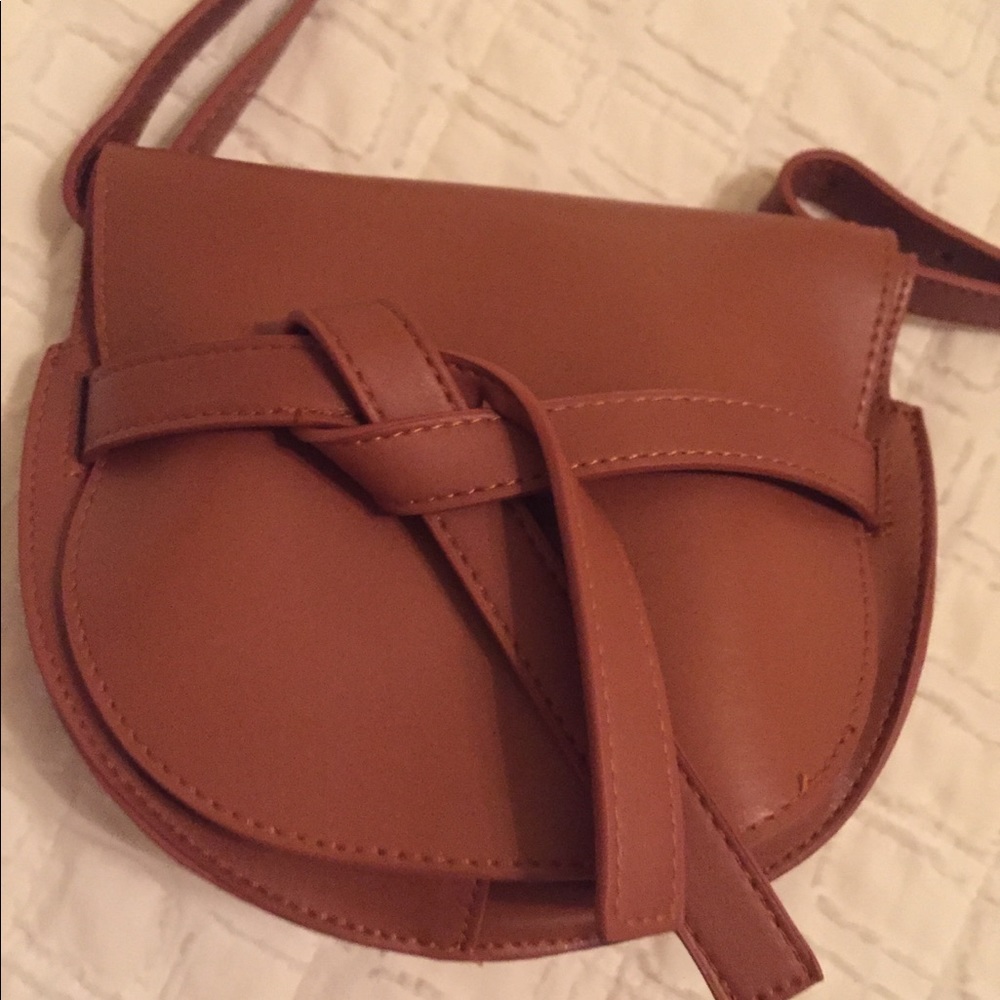 Carly Jean Los Angeles Cross Body Bag